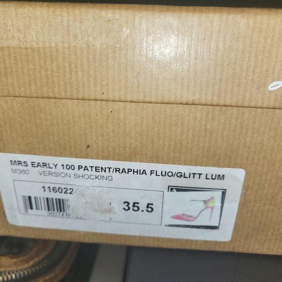 (SOLD)Authentic Louboutin MRS EARLY Patent raffia glitter luminous shoes - Picture 7 of 7